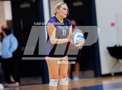 Thumbnail 3 in Gretna vs. Bellevue East photogallery.