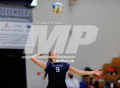 Thumbnail 3 in Gretna vs. Bellevue East photogallery.