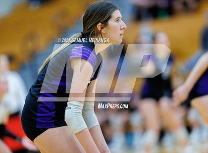 Thumbnail 3 in Gretna vs. Bellevue East photogallery.