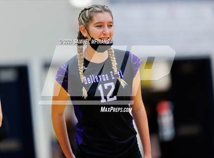 Thumbnail 2 in Gretna vs. Bellevue East photogallery.