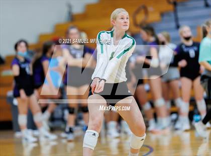 Thumbnail 3 in Gretna vs. Bellevue East photogallery.