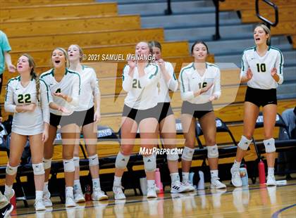 Thumbnail 1 in Gretna vs. Bellevue East photogallery.
