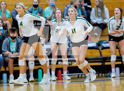 Thumbnail 3 in Gretna vs. Bellevue East photogallery.