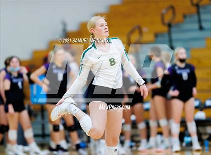 Thumbnail 3 in Gretna vs. Bellevue East photogallery.