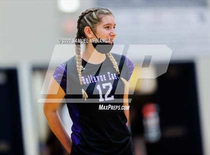Thumbnail 3 in Gretna vs. Bellevue East photogallery.