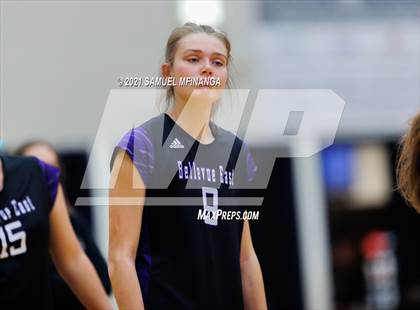 Thumbnail 2 in Gretna vs. Bellevue East photogallery.