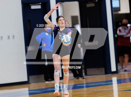 Thumbnail 3 in Gretna vs. Bellevue East photogallery.