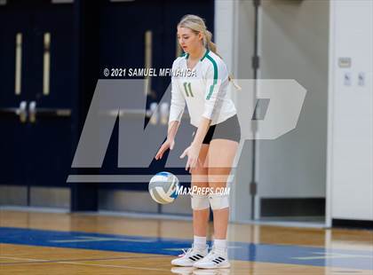 Thumbnail 1 in Gretna vs. Bellevue East photogallery.