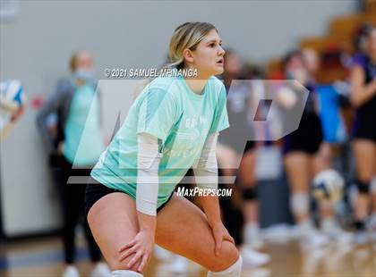 Thumbnail 1 in Gretna vs. Bellevue East photogallery.