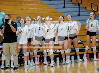 Thumbnail 3 in Gretna vs. Bellevue East photogallery.