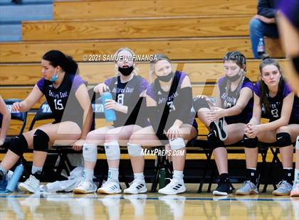 Thumbnail 3 in Gretna vs. Bellevue East photogallery.