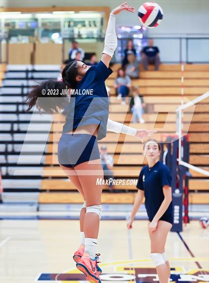 Thumbnail 2 in Notre Dame @ Menlo School photogallery.