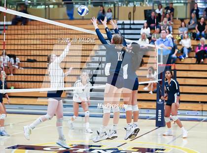 Thumbnail 1 in Notre Dame @ Menlo School photogallery.