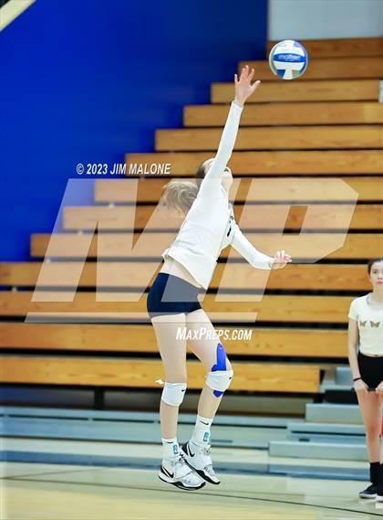 Thumbnail 3 in Notre Dame @ Menlo School photogallery.