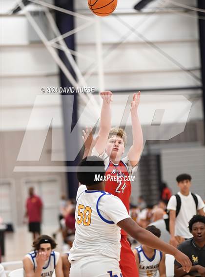 Thumbnail 2 in La Mirada vs  St. Ignatius College Preparatory (California Live) photogallery.