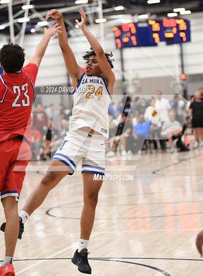 Thumbnail 2 in La Mirada vs  St. Ignatius College Preparatory (California Live) photogallery.