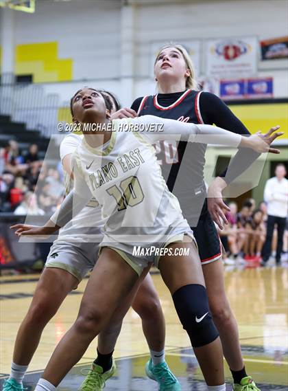 Thumbnail 2 in Coppell @ Plano East photogallery.