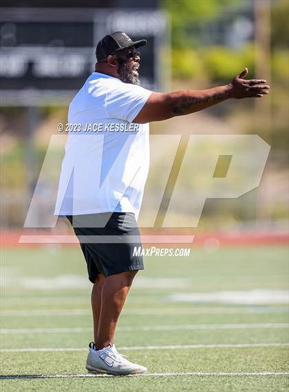 Thumbnail 3 in Castaic @ West Ranch photogallery.