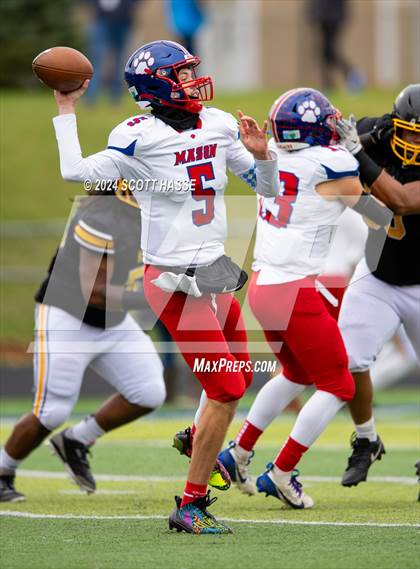 Thumbnail 2 in Mason @ Detroit King (MHSAA Div 3 State Semi-Final) photogallery.