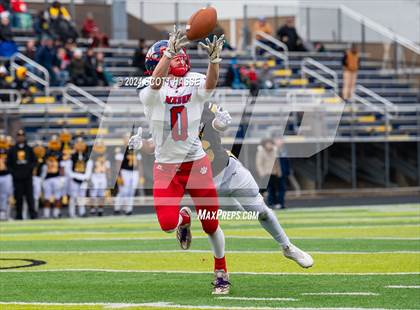 Thumbnail 3 in Mason @ Detroit King (MHSAA Div 3 State Semi-Final) photogallery.