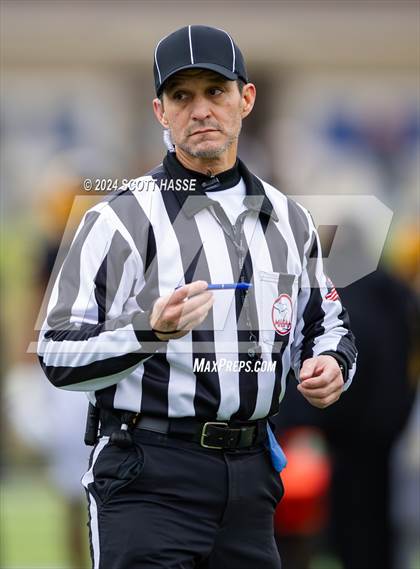 Thumbnail 3 in Mason @ Detroit King (MHSAA Div 3 State Semi-Final) photogallery.