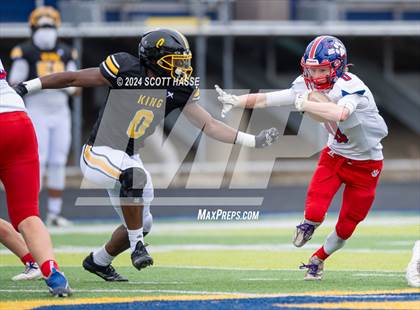 Thumbnail 3 in Mason @ Detroit King (MHSAA Div 3 State Semi-Final) photogallery.