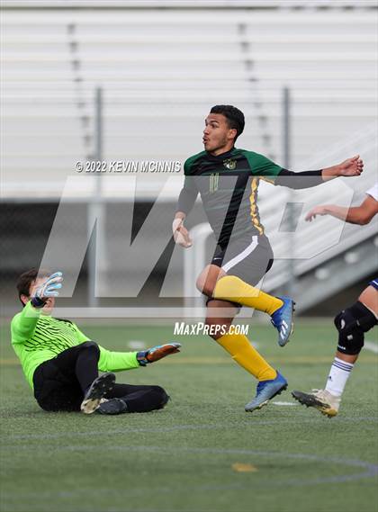 Thumbnail 3 in St. Joseph vs. Millard (UHSAA 2A Semifinal) photogallery.