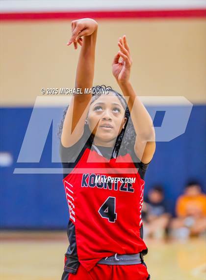 Thumbnail 1 in Kountze @ Hardin-Jefferson photogallery.