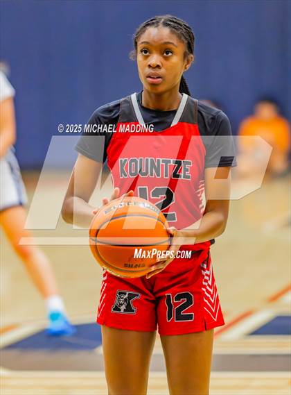 Thumbnail 3 in Kountze @ Hardin-Jefferson photogallery.