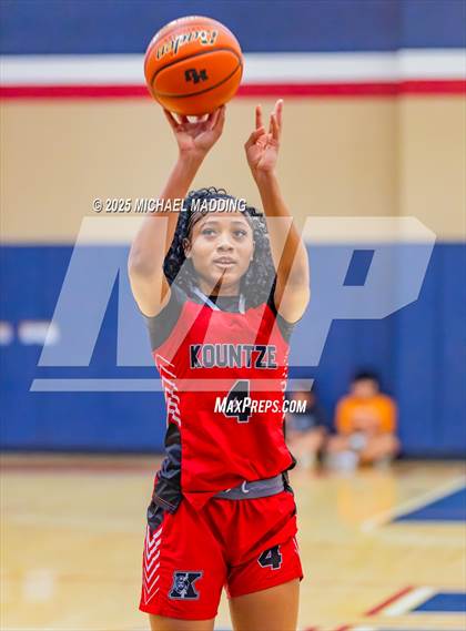 Thumbnail 3 in Kountze @ Hardin-Jefferson photogallery.