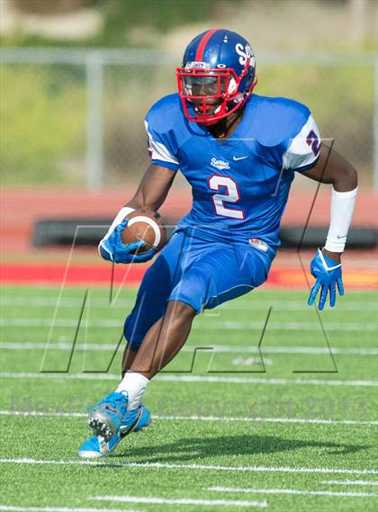 Thumbnail 2 in Serra vs Desert Ridge (Brothers in Arms Classic) photogallery.