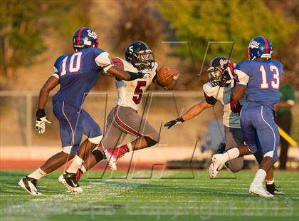 Thumbnail 3 in Serra vs Desert Ridge (Brothers in Arms Classic) photogallery.