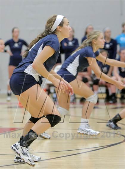 Thumbnail 2 in Upper St. Clair vs Mt. Lebanon photogallery.