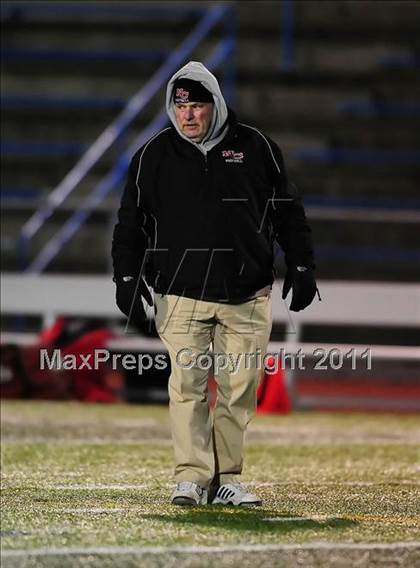 Thumbnail 1 in New Canaan vs. Hand (CIAC Class L Semifinal) photogallery.