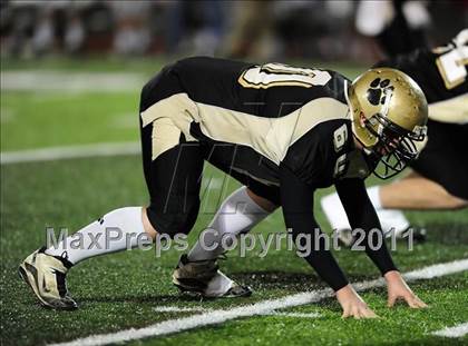 Thumbnail 1 in New Canaan vs. Hand (CIAC Class L Semifinal) photogallery.