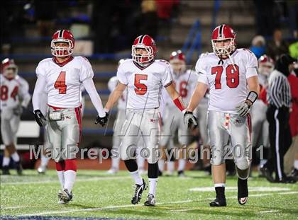 Thumbnail 3 in New Canaan vs. Hand (CIAC Class L Semifinal) photogallery.
