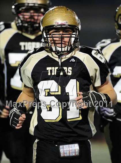 Thumbnail 2 in New Canaan vs. Hand (CIAC Class L Semifinal) photogallery.