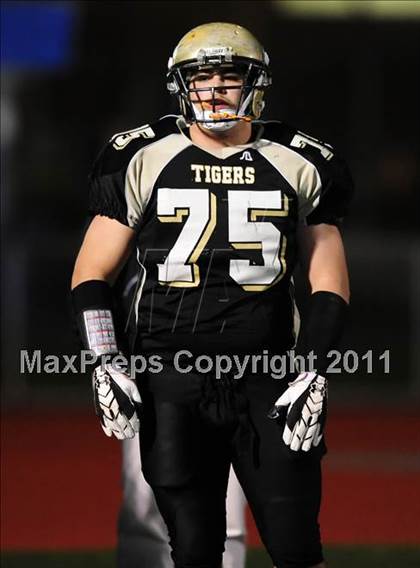 Thumbnail 2 in New Canaan vs. Hand (CIAC Class L Semifinal) photogallery.