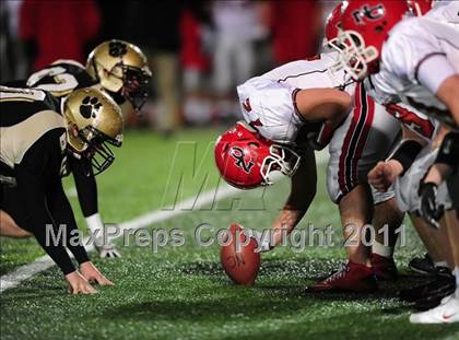 Thumbnail 1 in New Canaan vs. Hand (CIAC Class L Semifinal) photogallery.