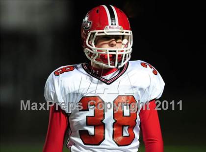 Thumbnail 1 in New Canaan vs. Hand (CIAC Class L Semifinal) photogallery.