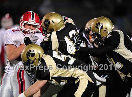 Thumbnail 1 in New Canaan vs. Hand (CIAC Class L Semifinal) photogallery.