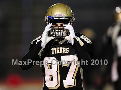 Thumbnail 2 in New Canaan vs. Hand (CIAC Class L Semifinal) photogallery.