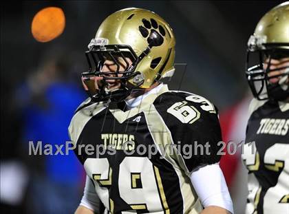Thumbnail 3 in New Canaan vs. Hand (CIAC Class L Semifinal) photogallery.