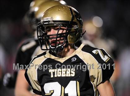Thumbnail 3 in New Canaan vs. Hand (CIAC Class L Semifinal) photogallery.