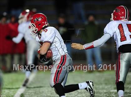 Thumbnail 1 in New Canaan vs. Hand (CIAC Class L Semifinal) photogallery.