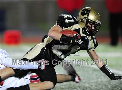 Thumbnail 1 in New Canaan vs. Hand (CIAC Class L Semifinal) photogallery.