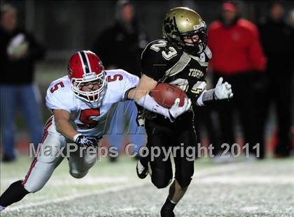 Thumbnail 2 in New Canaan vs. Hand (CIAC Class L Semifinal) photogallery.