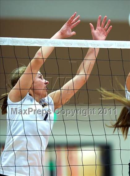 Thumbnail 3 in Menlo @ Castilleja photogallery.