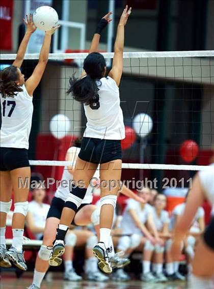Thumbnail 1 in Menlo @ Castilleja photogallery.
