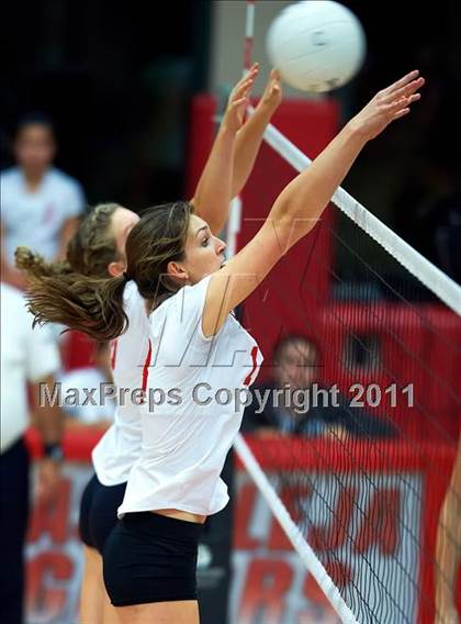 Thumbnail 2 in Menlo @ Castilleja photogallery.